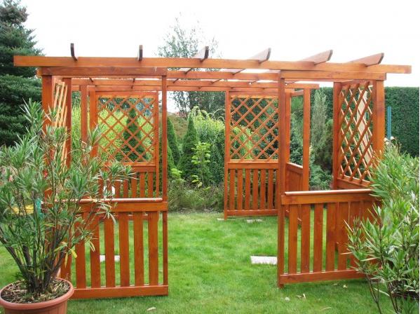 s grilem pergola