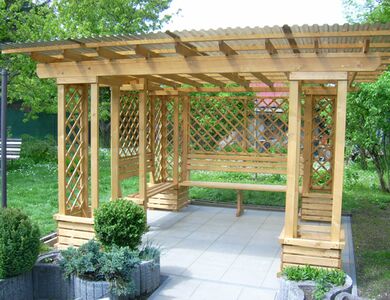 Světlá, dřevěná pergola na míru - Pergoly na míru Vetas