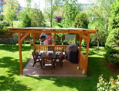 Atypická pergola na zahradu - Dřevěné pergoly Vetas