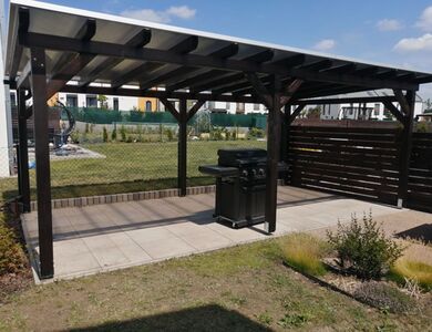 Zahradní pergola ze dřeva se střechou | Zahradní pergoly