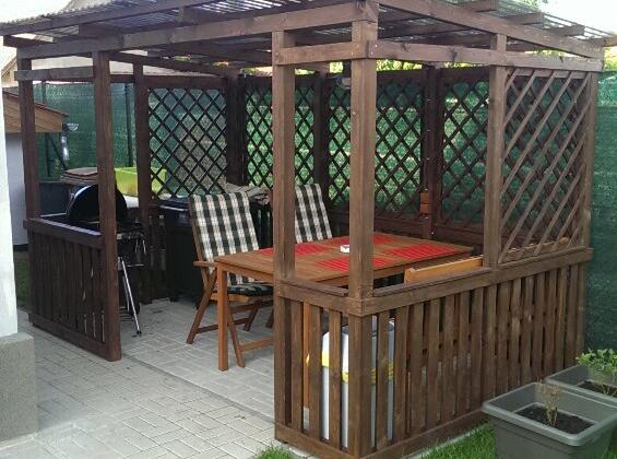 Zastřešená pergola u Drtilů