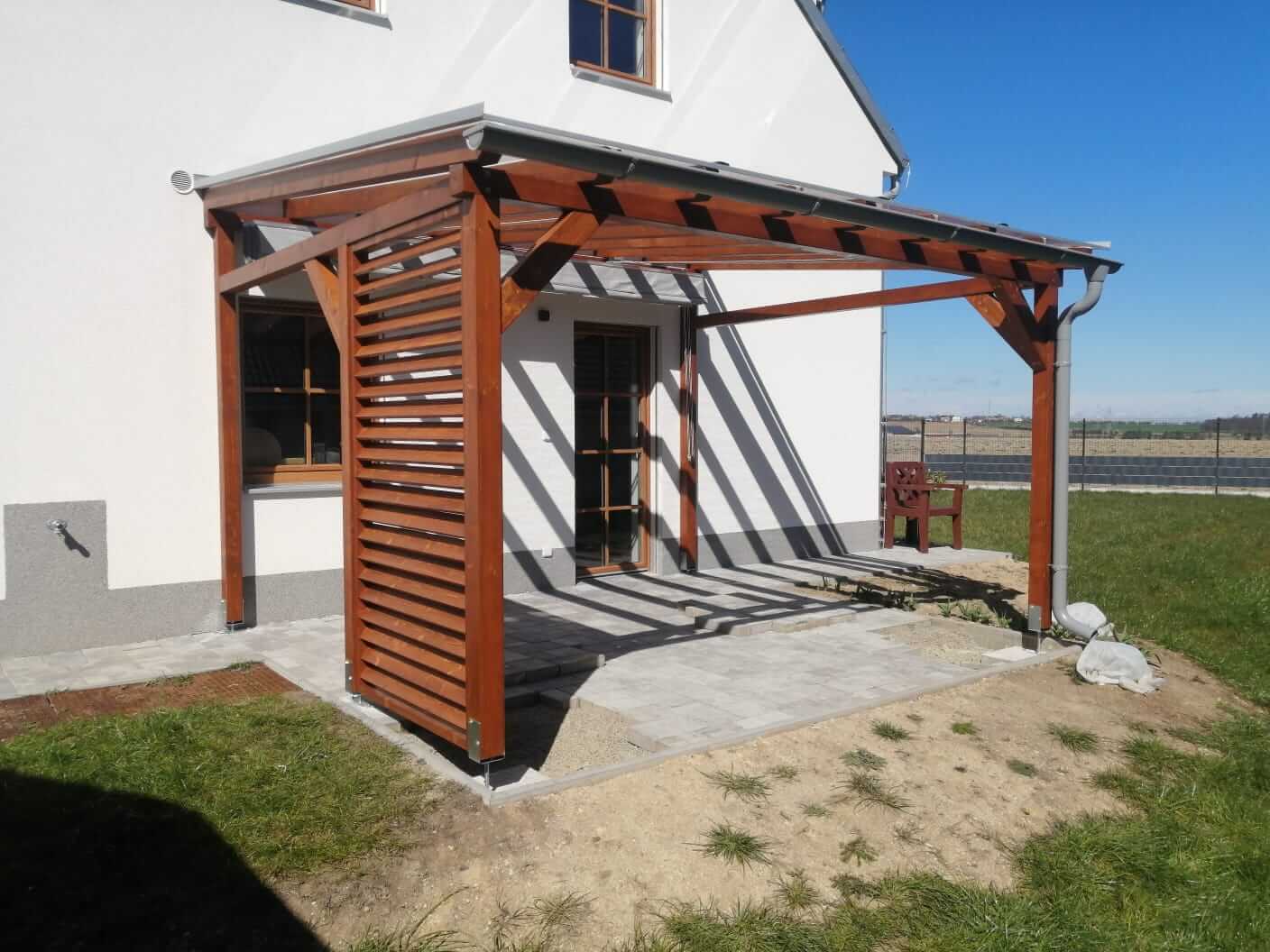 Dřevěný přístřešek na míru | Reference Smitka, Říčky u Brna